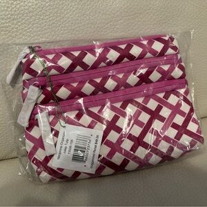 Vera Bradley cushion organizer bag